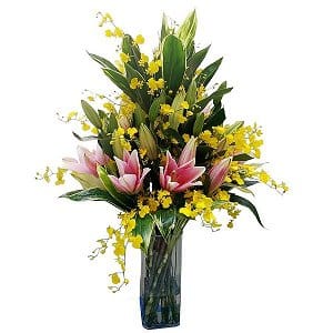 Lilies Bouquet lily-in-vase-603