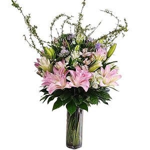 Lilies Bouquet lily-in-vase-604