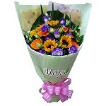 White Valentine's Day Flower flower-bouquet-010