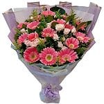  (600 - 900)  gerbera-bouquet-104