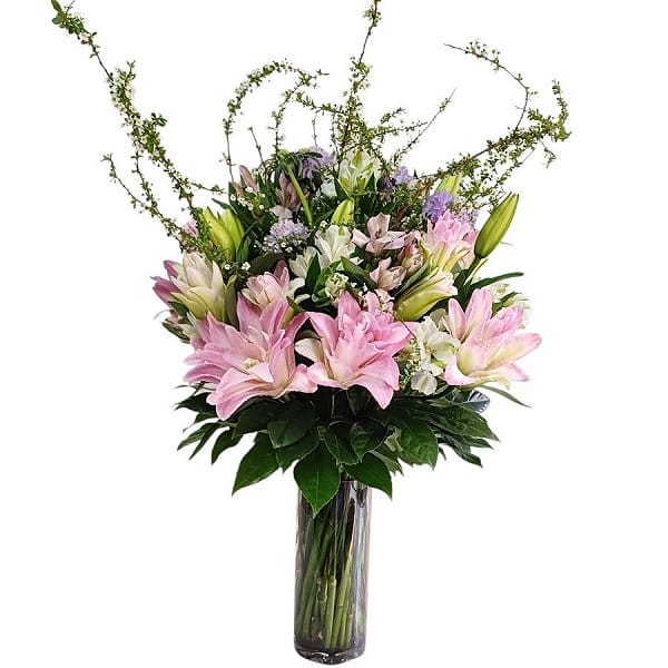 Lilies Bouquet - lily-in-vase-604